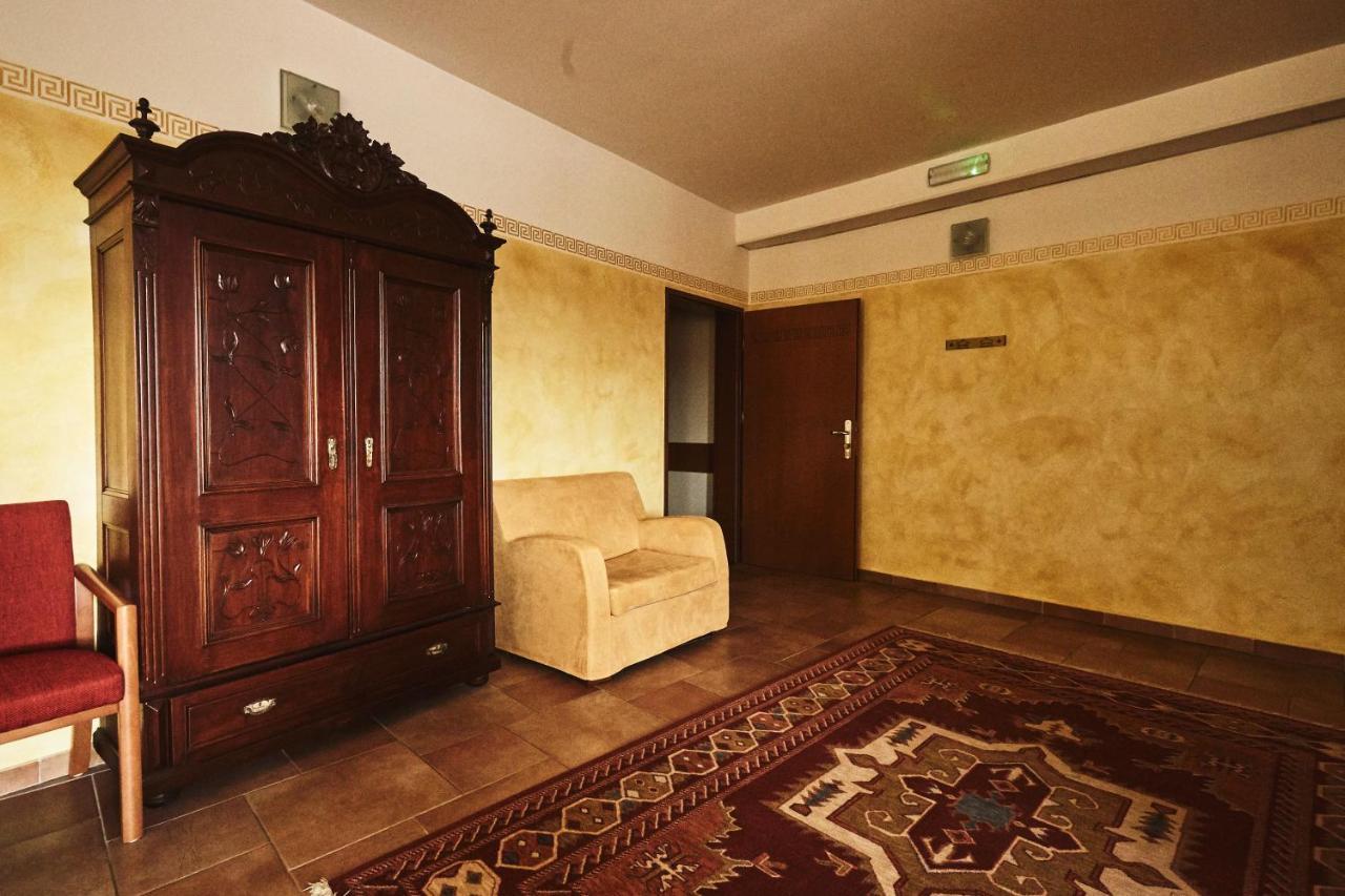 Hotel Vila Emei Maribor Dış mekan fotoğraf