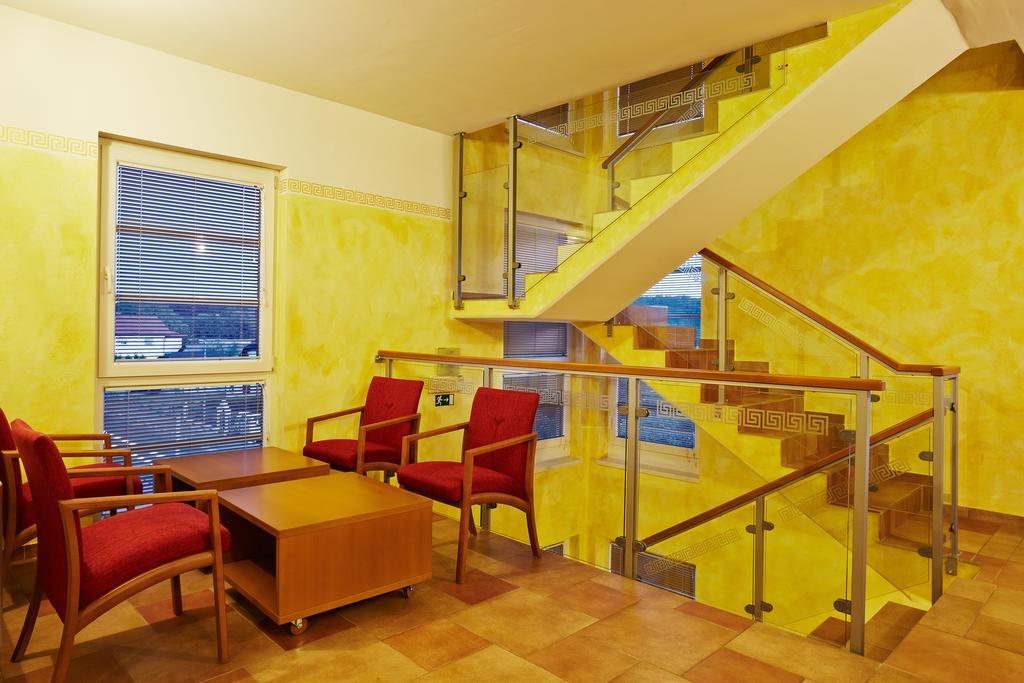 Hotel Vila Emei Maribor Dış mekan fotoğraf