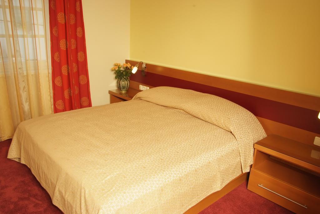 Hotel Vila Emei Maribor Dış mekan fotoğraf