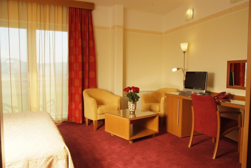 Hotel Vila Emei Maribor Dış mekan fotoğraf