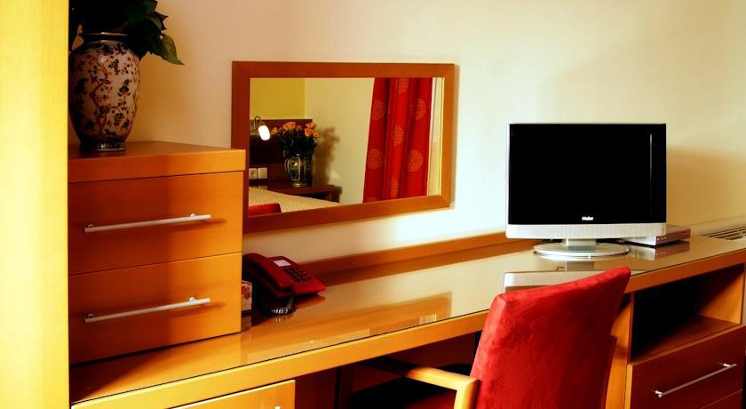 Hotel Vila Emei Maribor Dış mekan fotoğraf