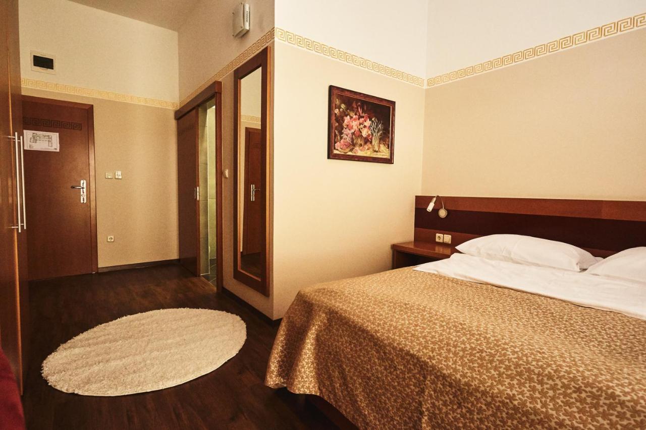 Hotel Vila Emei Maribor Dış mekan fotoğraf