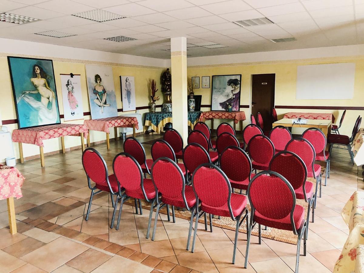 Hotel Vila Emei Maribor Dış mekan fotoğraf